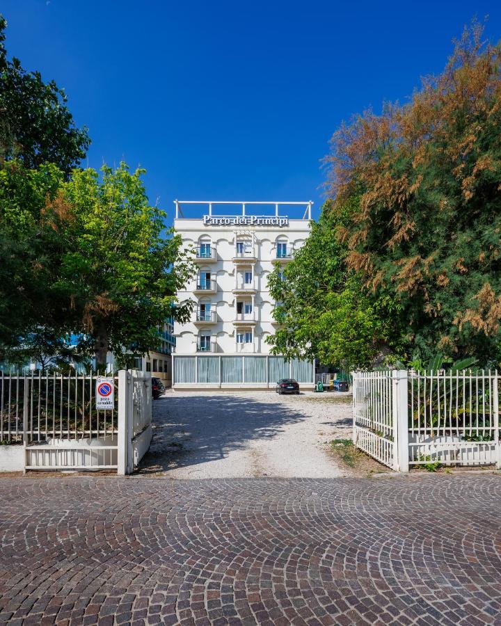 Parco Dei Principi Boutique Hotel Rimini Dış mekan fotoğraf